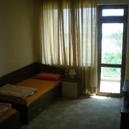 Hotel Family Dayana 2*